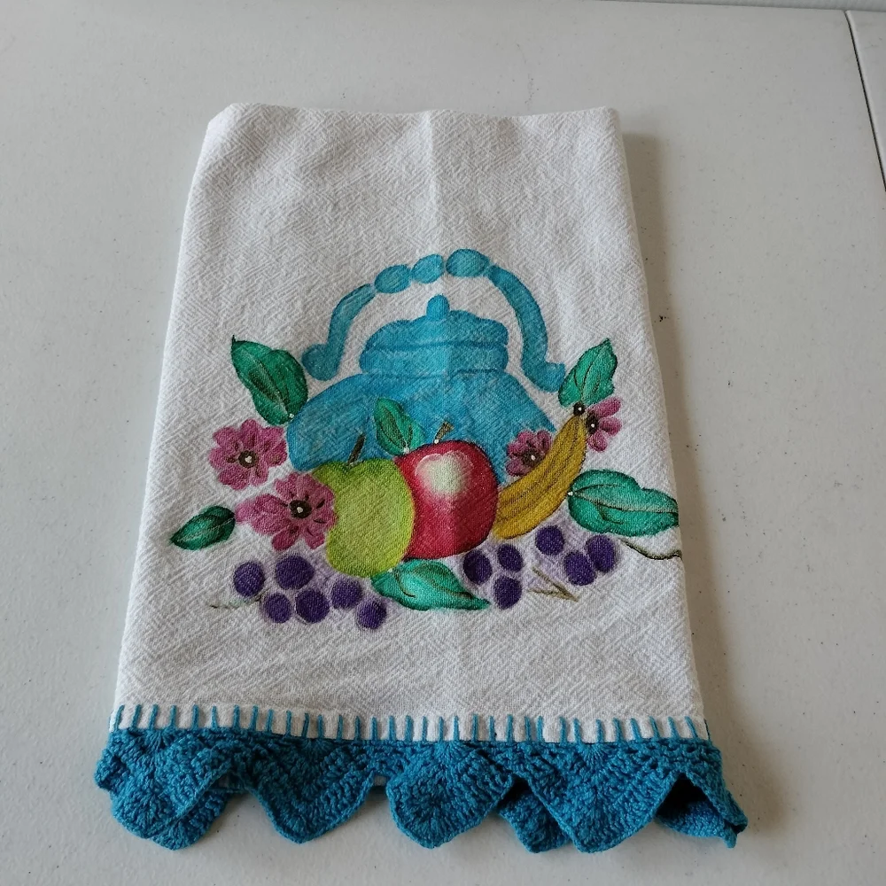 Lot Of 4 Embroidered Spring Tea Towels Assorted Styles Colors Two Pier 1 Imports